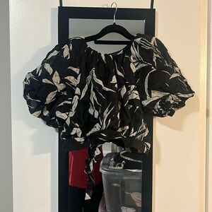 Banana Republic cropped blouse